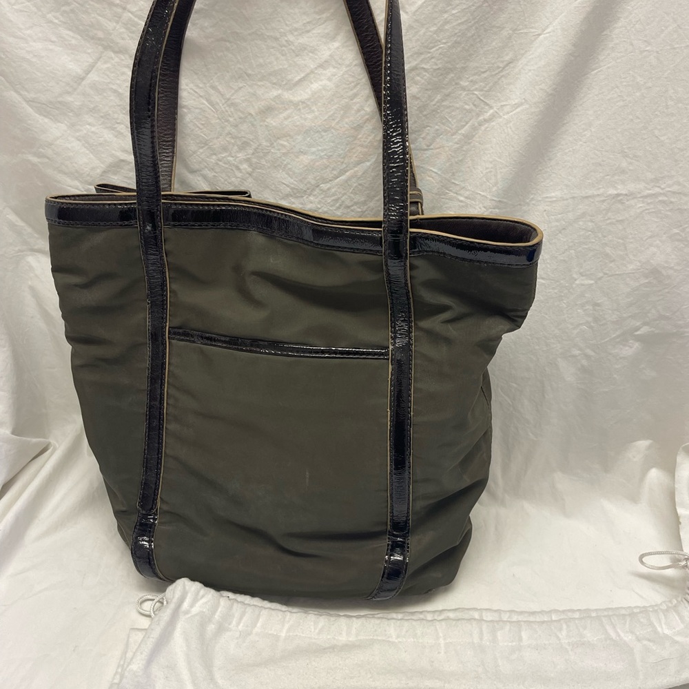 Brighton Sage Green handbag with should straps and dust bag - Picture 2 of 4
